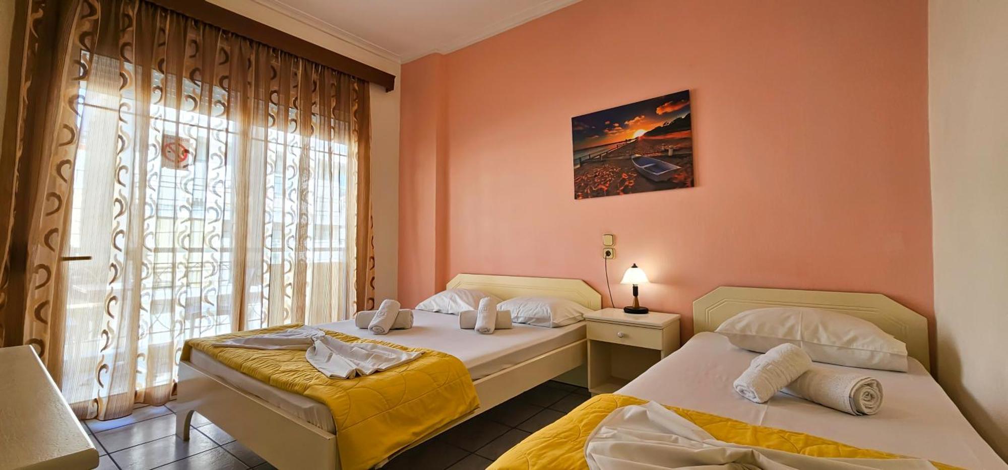 Chariclia Hotel Paralía Zewnętrze zdjęcie